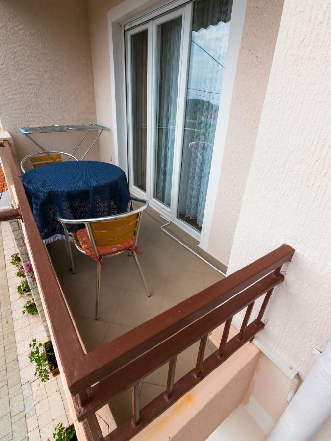 Ferienwohnung 689 Banjol Exterior foto